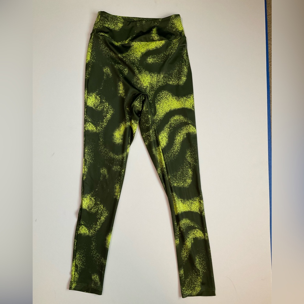 Gymshark Green and Yellow Leggings & minimal bra set